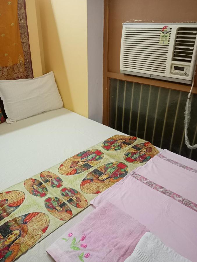 Shiva Inn Варанаси Екстериор снимка