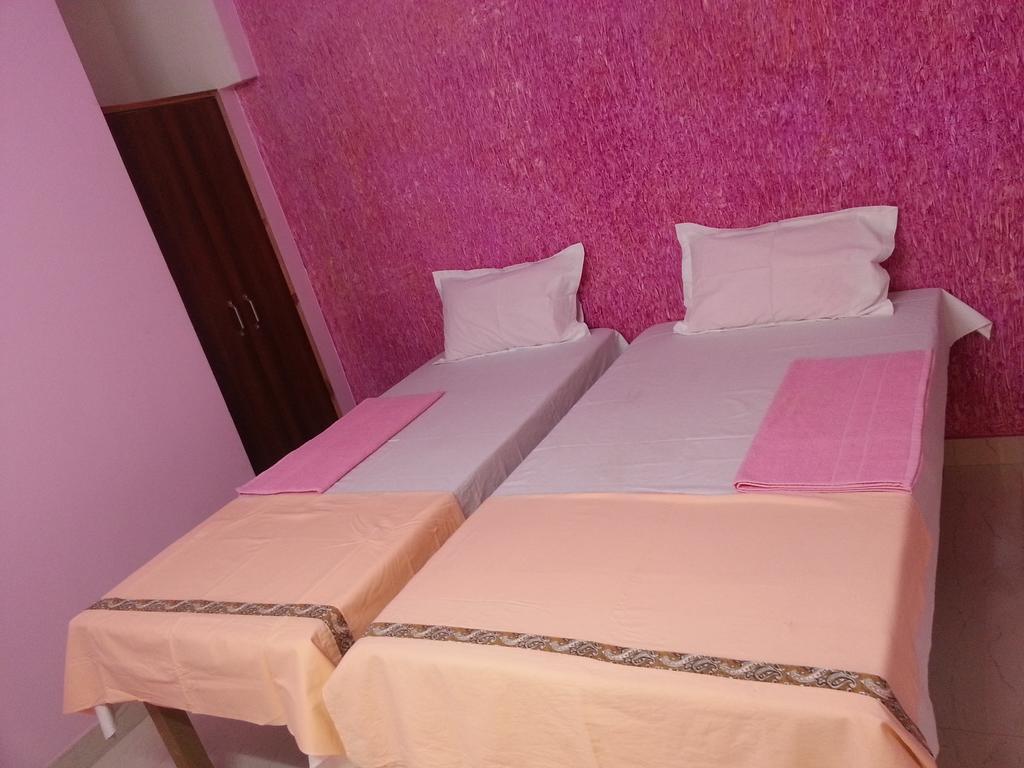Shiva Inn Варанаси Екстериор снимка