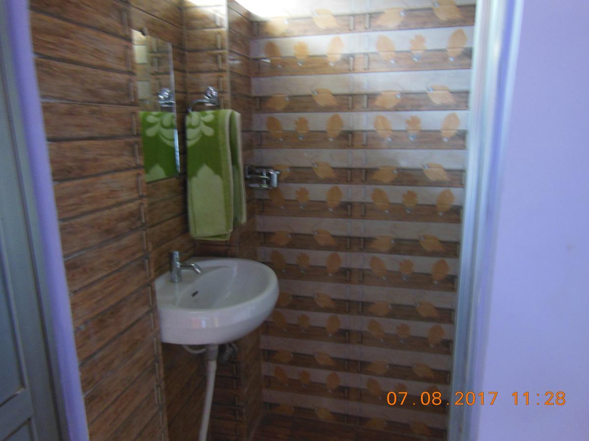 Shiva Inn Варанаси Екстериор снимка