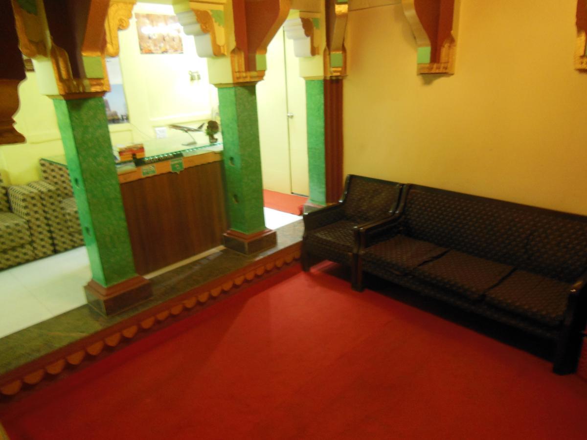 Shiva Inn Варанаси Екстериор снимка